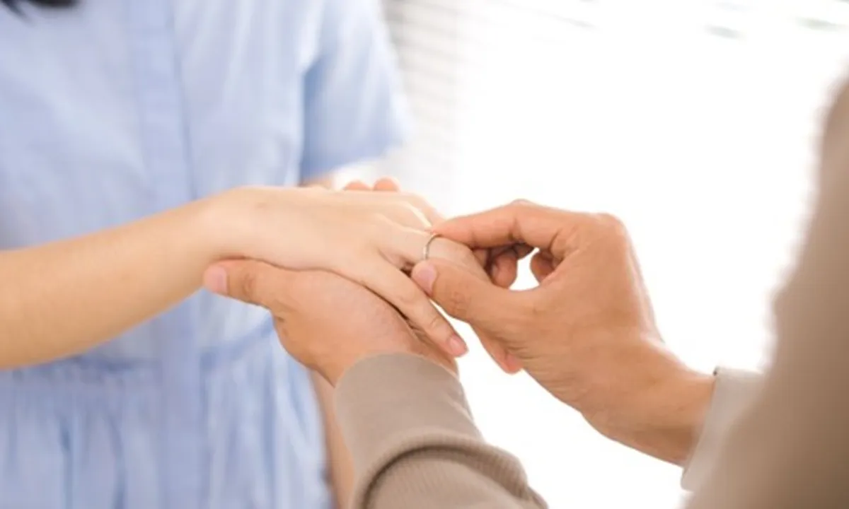 80 Kata-Kata Cinta Menyentuh Hati Sebagai Penyemangat Diri dan Ungkapan Romantis
