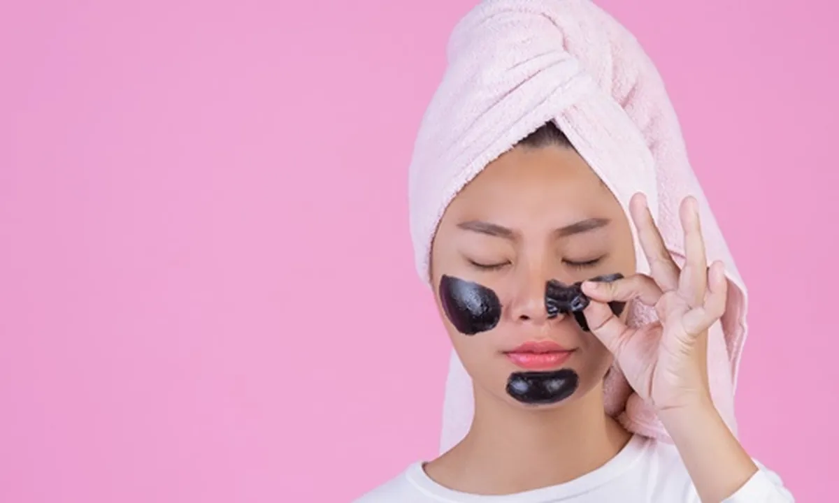 9 Cara Menghilangkan Komedo Putih Secara Alami, Dijamin Ampuh!
