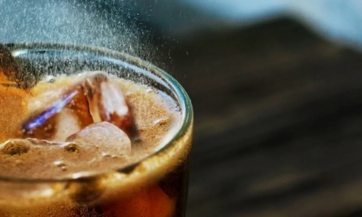 9 Dampak Buruk Minuman Bersoda untuk Kesehatan, Bisa Timbulkan Perut Buncit