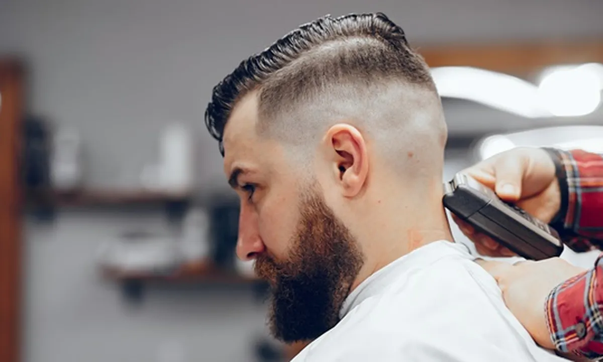 9 Jenis Potongan Rambut Pria terbaru 2021, Mana Favoritmu?