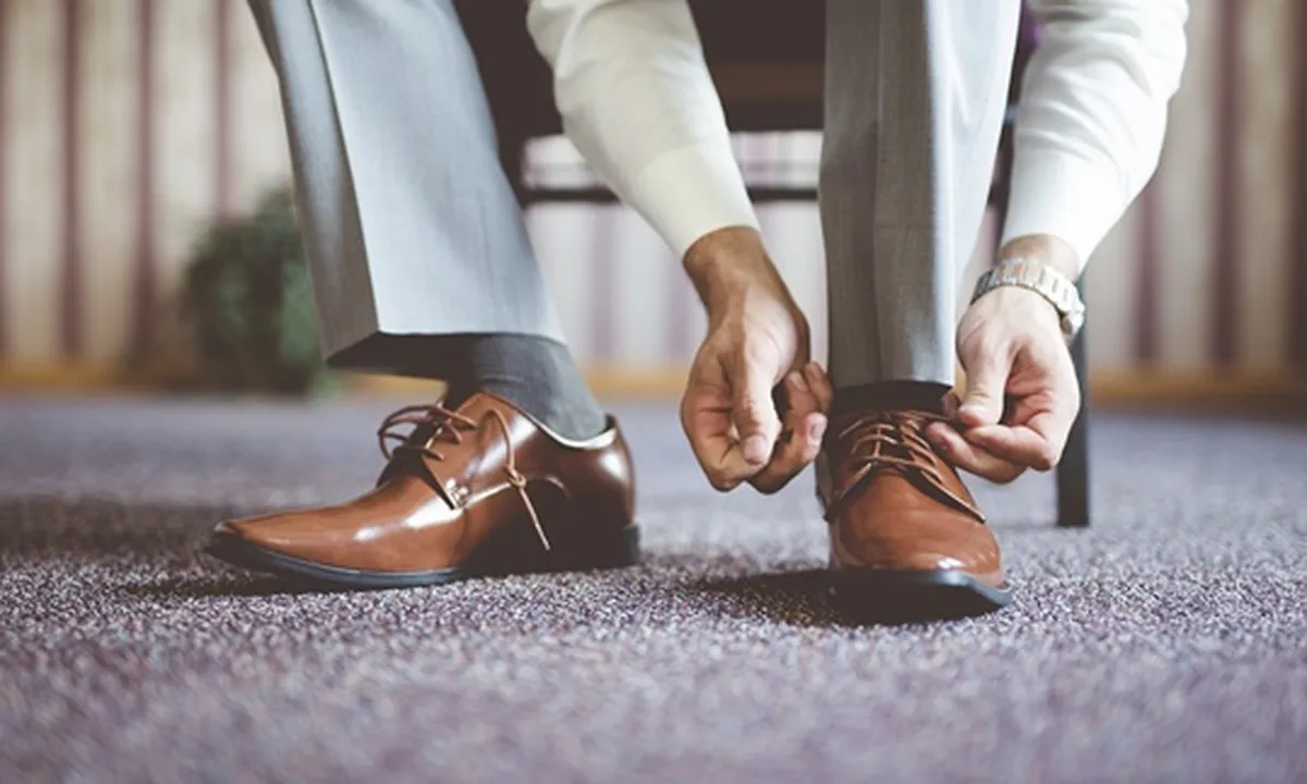 9 Jenis Sepatu Pria Terpopuler, Bikin Penampilan Keren