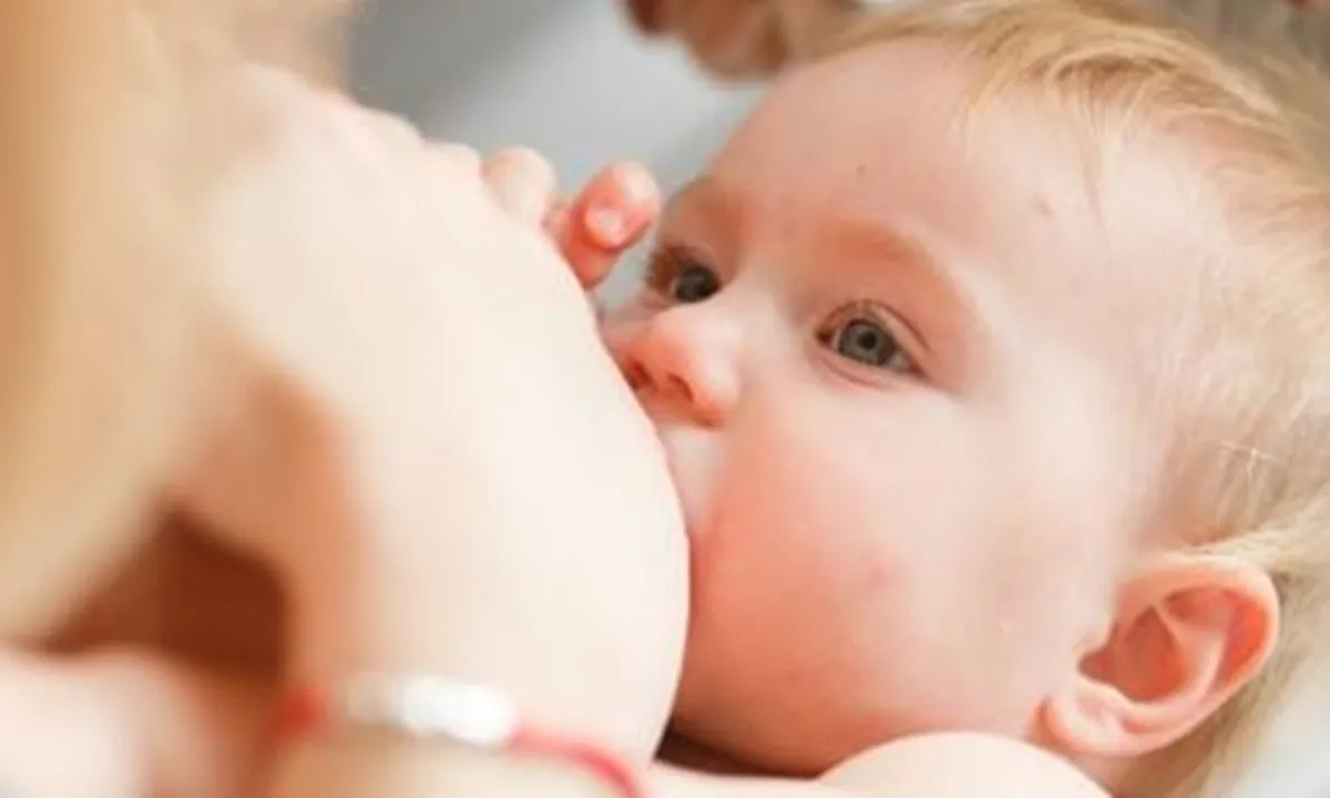 9 Tips Bagi Ibu Menyusui Agar ASI Lancar Ketika Jalankan Puasa Ramadhan