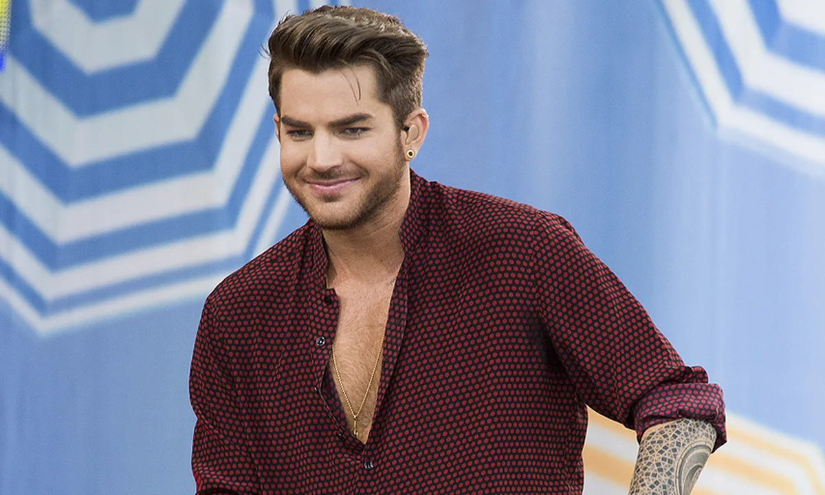 Adam Lambert Bela Sam Smith Karena Mengatakan Tidak Suka Michael Jackson