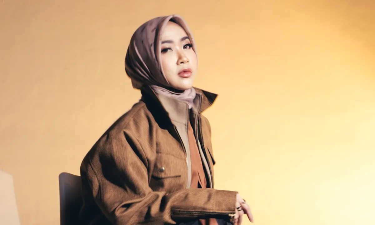 Agna Rilis Single Menyentuh 'Diluar Hal Biasa', Saat Cinta Patah & Pergi Tanpa Amarah