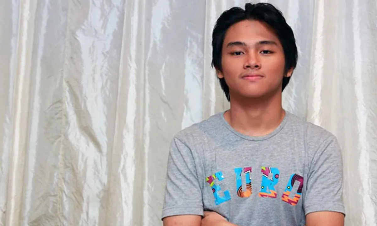 Aldi eks CJR Sampai Menangis Tampil di Konser Natal