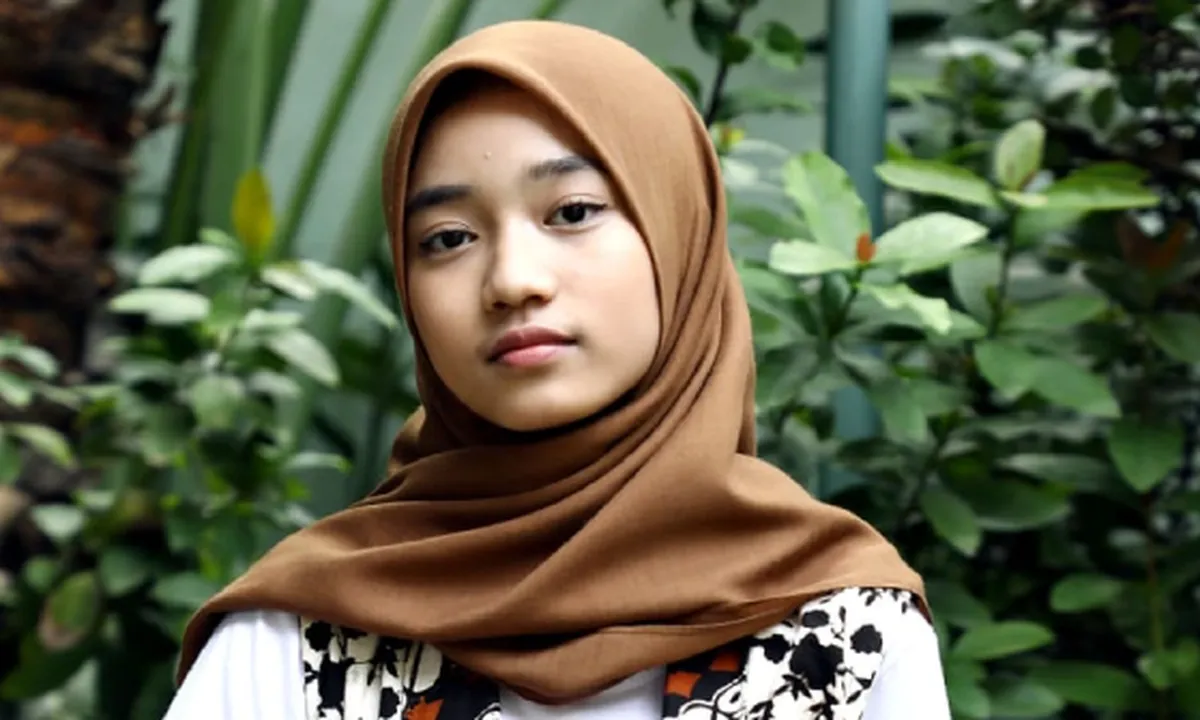 Arfa Marqia Ajak Generasi Muda Lebih Mencintai Batik