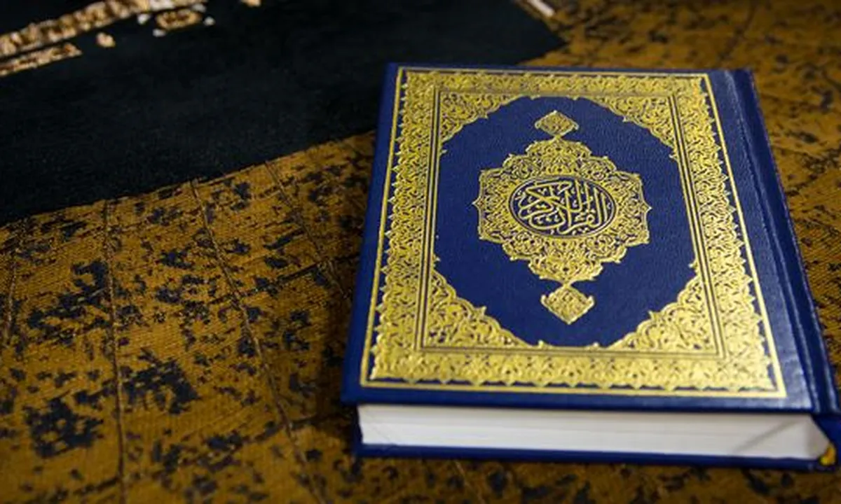 Arti Al Furqan Beserta Ringkasan Pokok Surat dan Keutamaannya
