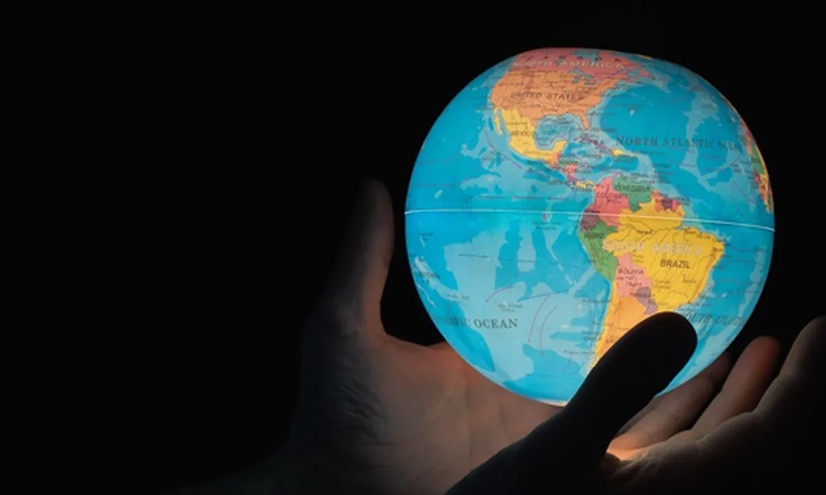 Arti Globalisasi, Karakteristik, dan Dampaknya di Berbagai Bidang