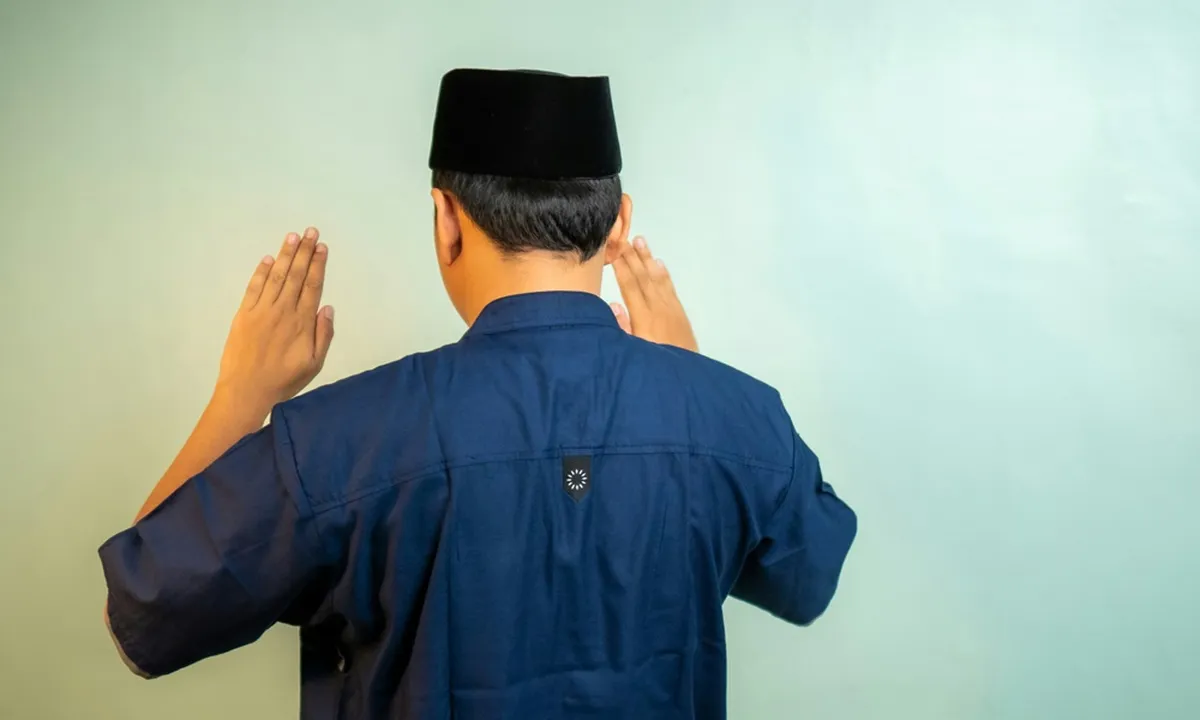 Bacaan Doa I'tidal Pendek dan Panjang, Simak Juga Panduan Gerakannya