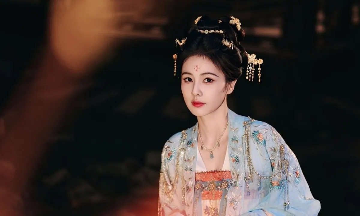 Bai Lu Dirumorkan Akan Main di Drama Kostum Lagi