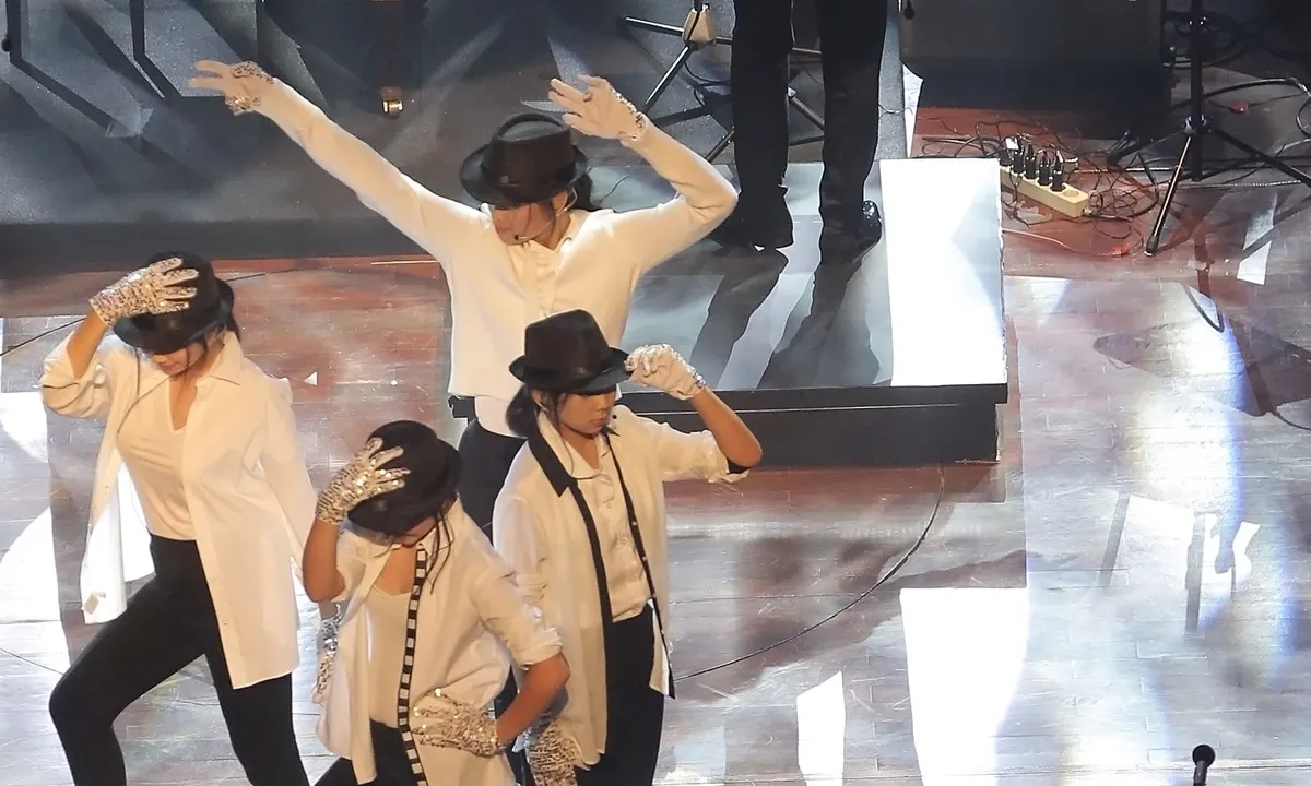 Beat It, Konser A Tribute to Michael Jackson yang Menggigit