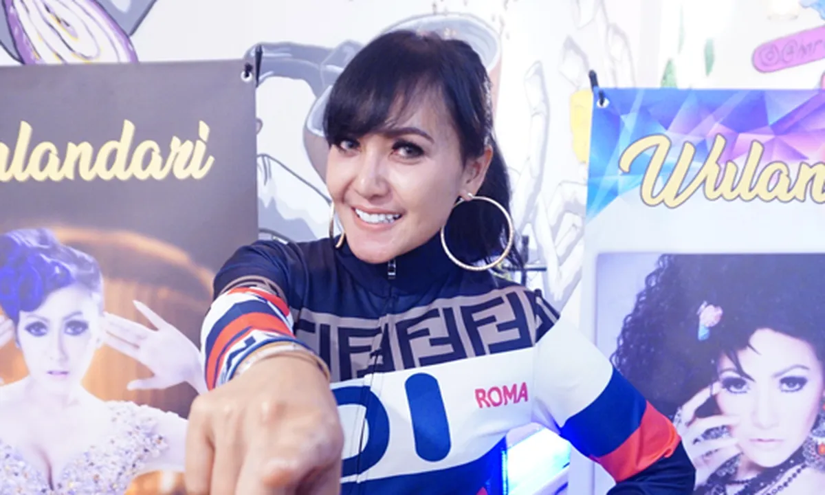 Belajar Nyanyi dengan Inul Daratista, Wulandari Rilis 'Brewok Sipit'
