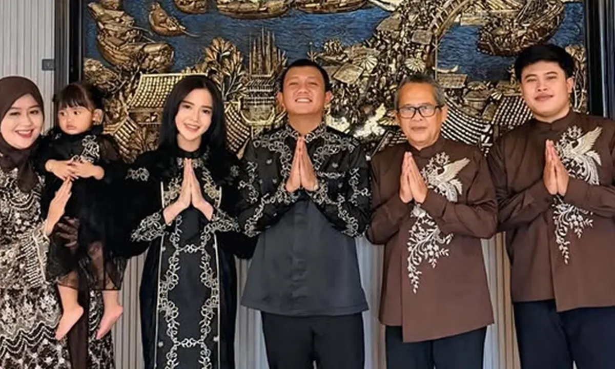 Bella Bonita Kenang Mendiang Ayah, Ungkap Kerinduan