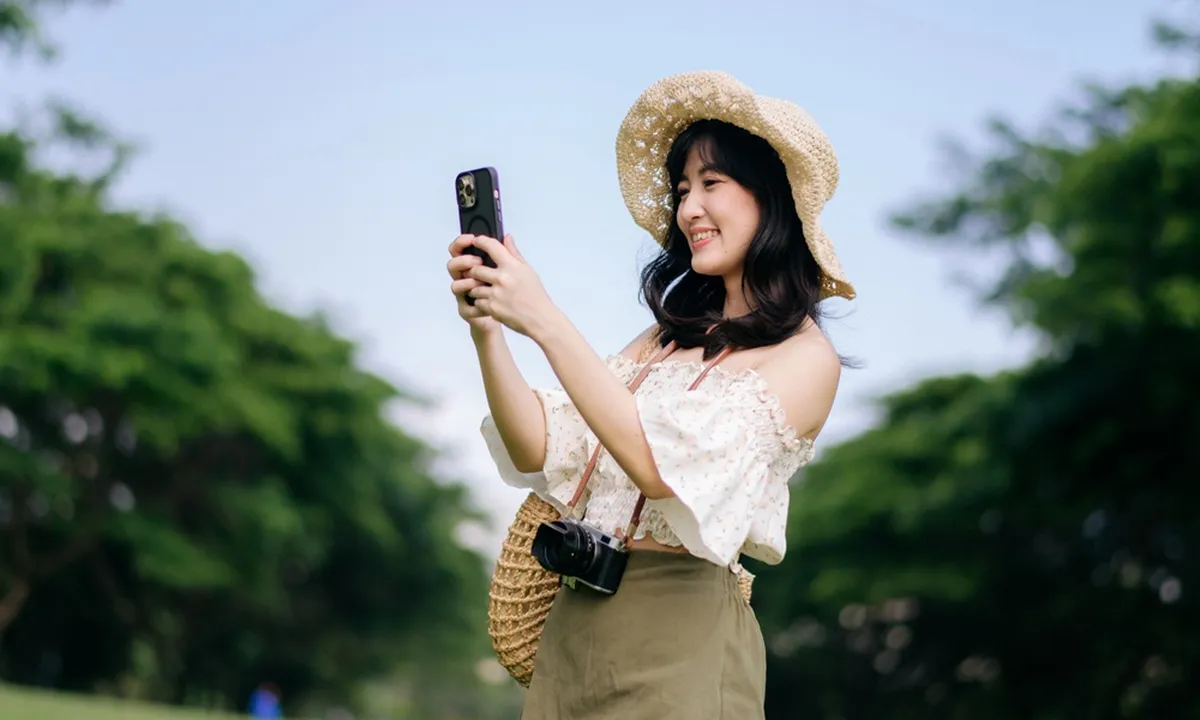 Biar Feed Makin Keren, Ini 5 Lensa Kamera HP yang Bikin Hasil Foto Auto Estetik