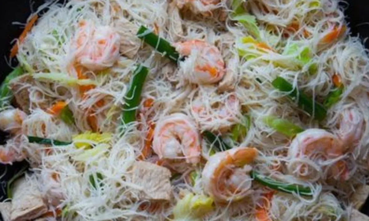 Bihun Bisa Jadi Alternatif Nasi, Begini Cara Memasaknya Agar Tidak Lembek
