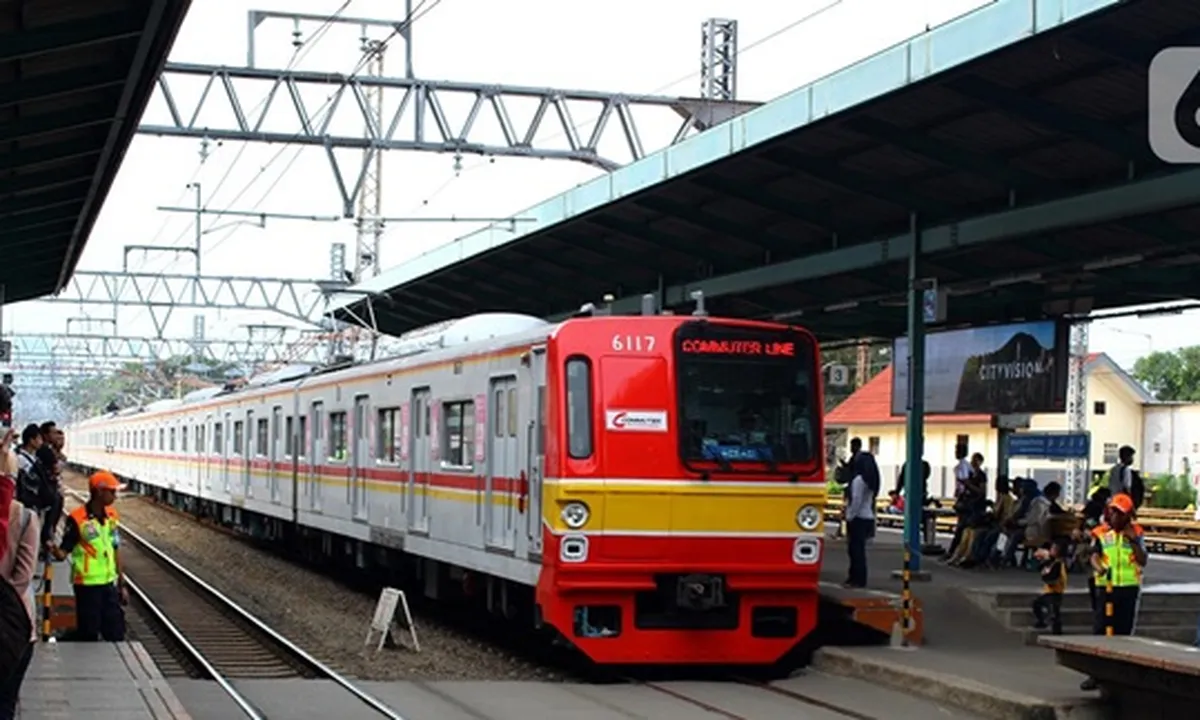 Bisa Diterapkan, Ini 5 Tips Nyaman Saat Naik KRL di Tengah Tatanan New Normal Corona Covid-19