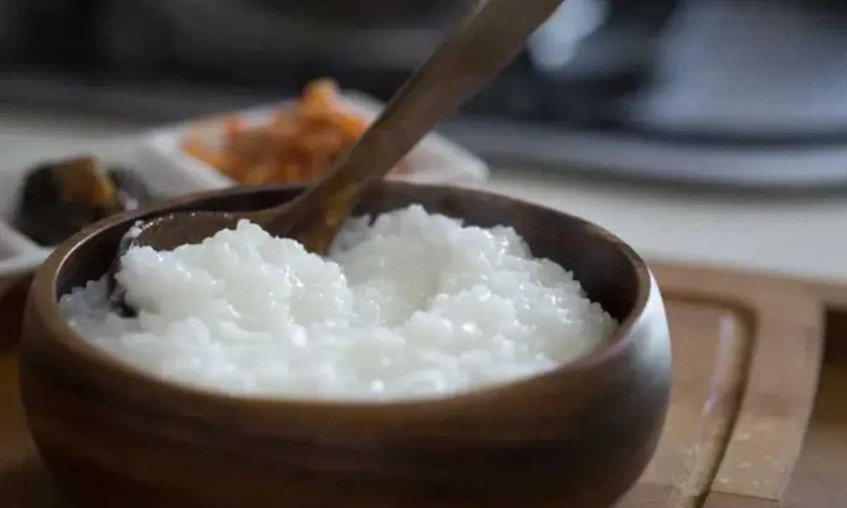 Bubur Nasi Lembut Hemat Gas, Cukup Ikuti Tips Ini