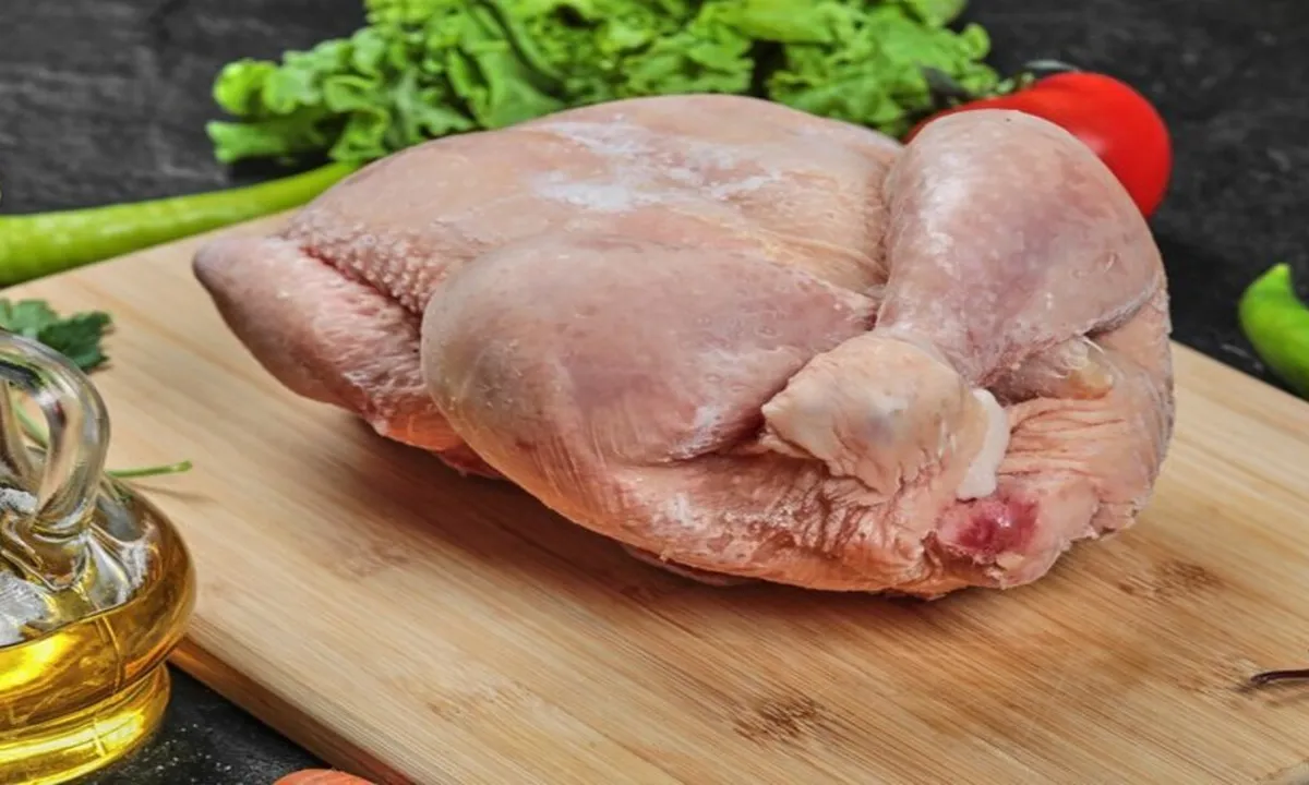 Cara Jitu Menghilangkan Bau Amis pada Daging Ayam Dengan Mudah dan Efektif