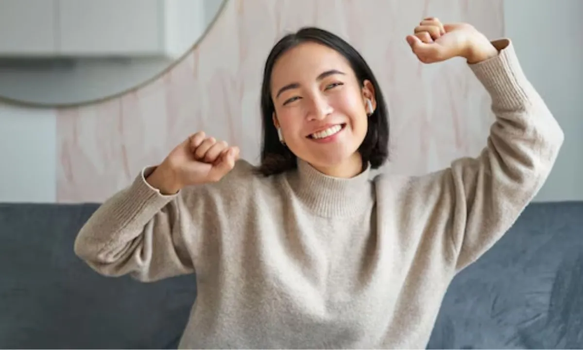 Cara Memancarkan Aura Positif, Kunci untuk Menarik Perhatian Pria yang Kamu Suka