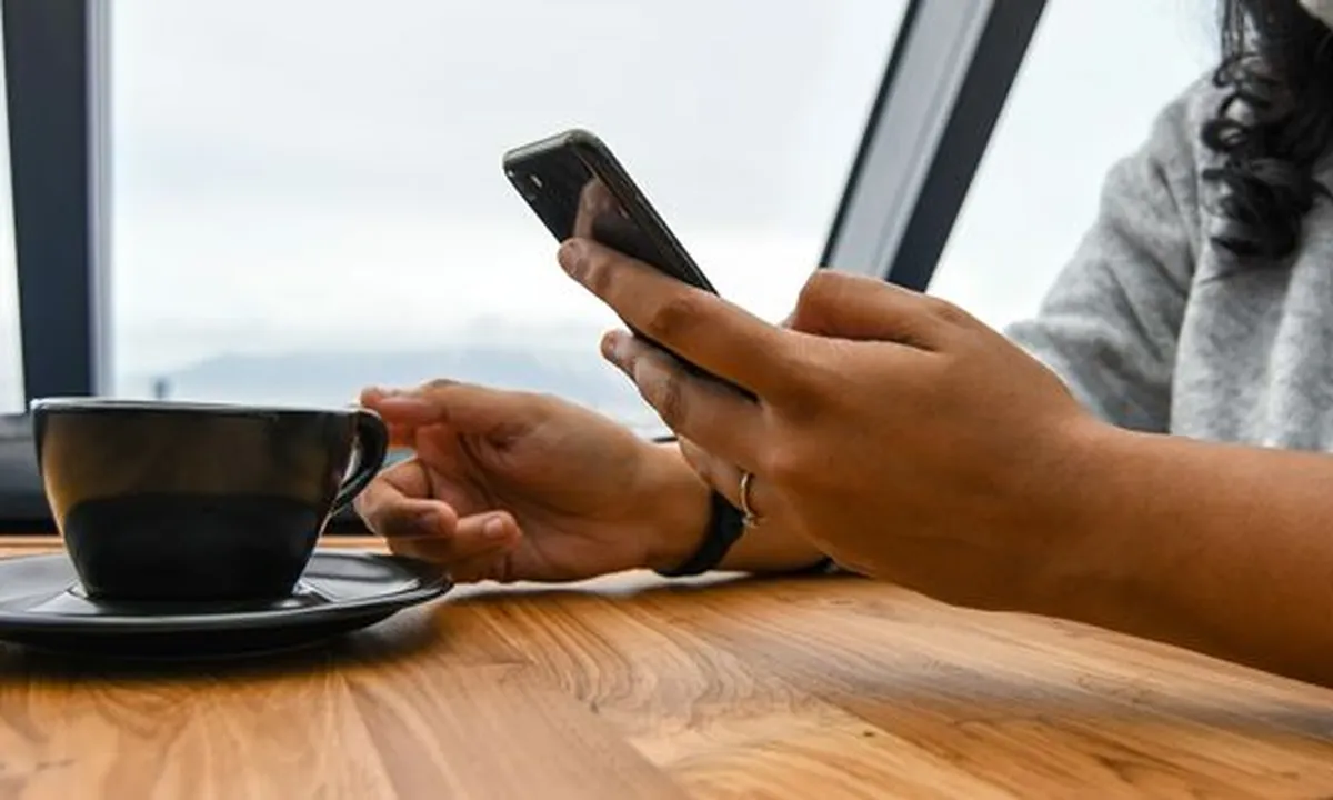 Cara Mengetahui Pemilik No HP Lewat Browser Internet Hingga Media Sosial