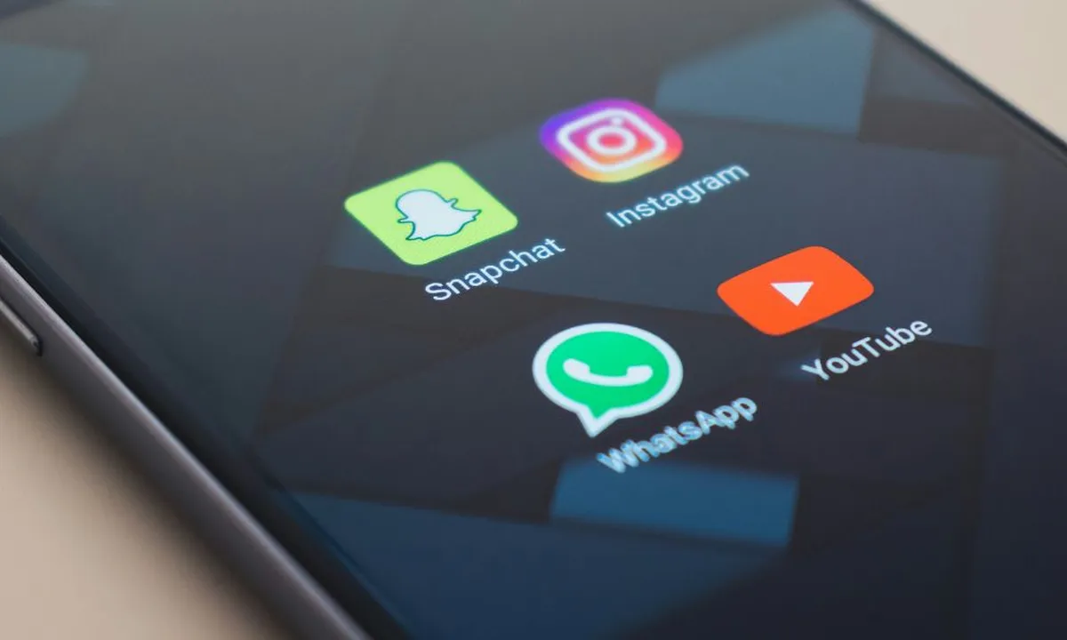 Cara Mengganti Email WhatsApp dengan Mudah dan Aman