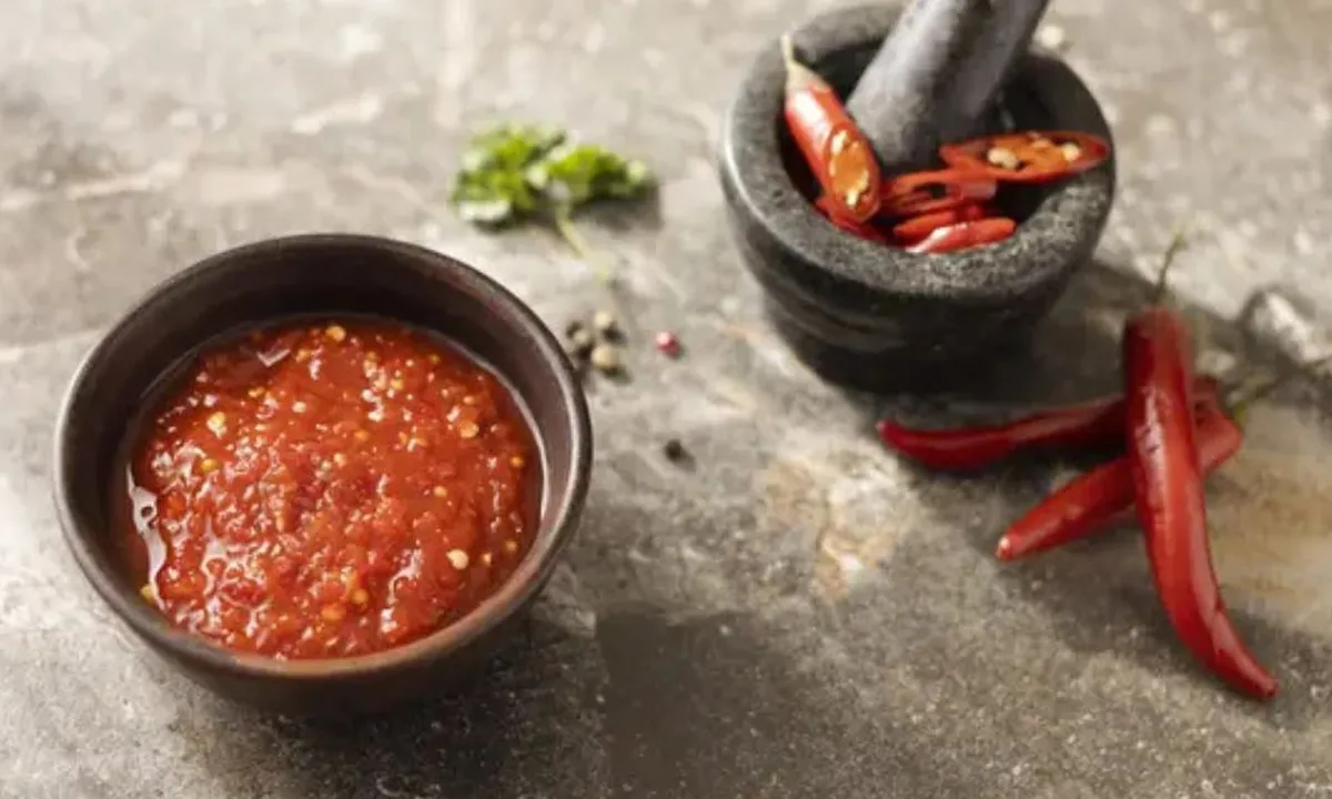 Cara Menggoreng Cabai Anti Meletup, Cukup Dengan Satu Bahan Rahasia dari Dapur