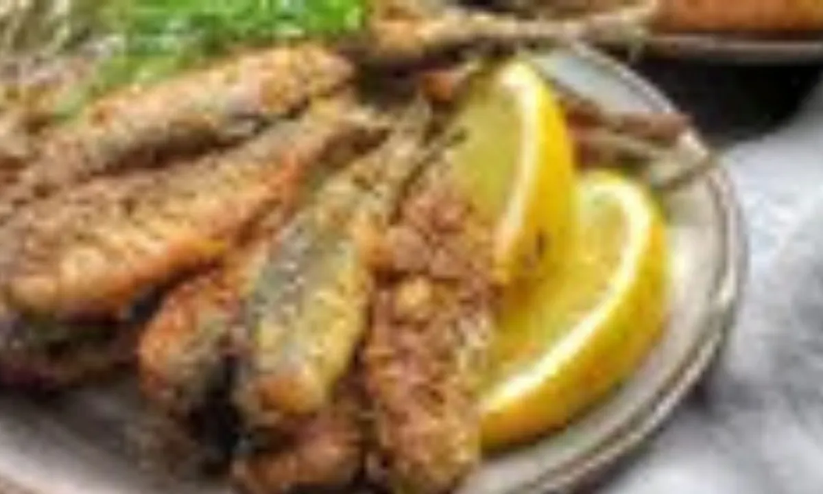 Cara Menggoreng Ikan Super Renyah dan Anti Lengket Tanpa Marinasi