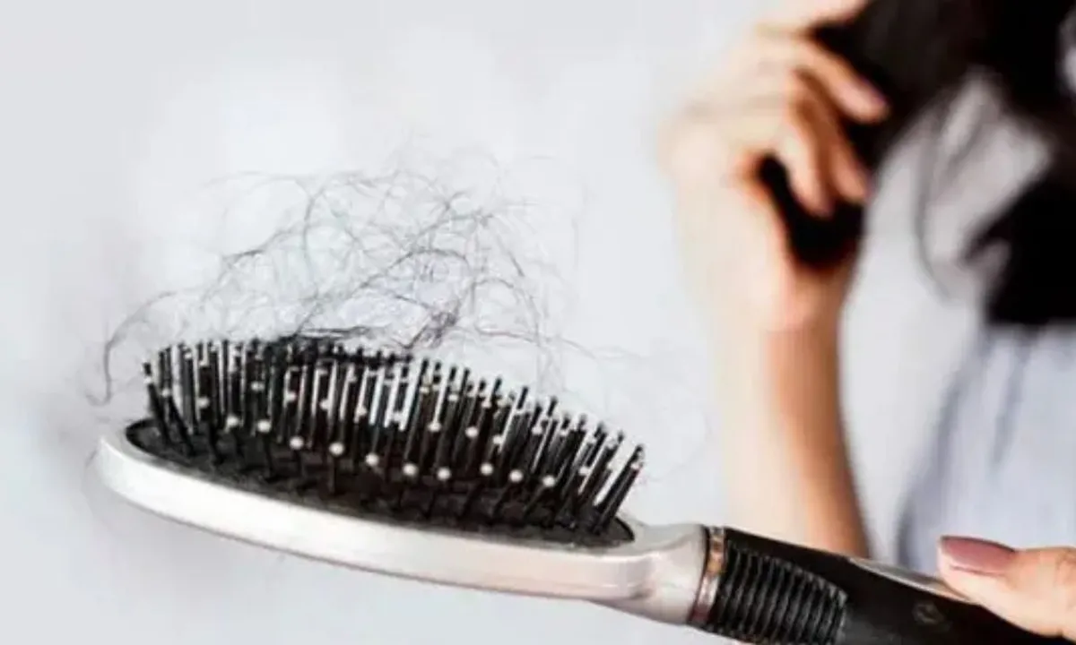 Cara Menumbuhkan Rambut Rontok Secara Alami Hanya dengan 2 Bahan Sederhana