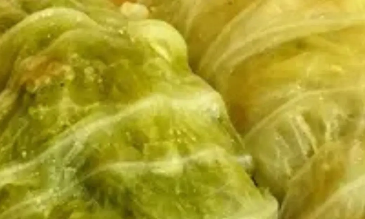 Cara Merebus Kubis untuk Siomay yang Nikmat, Praktis, dan Anti Sobek