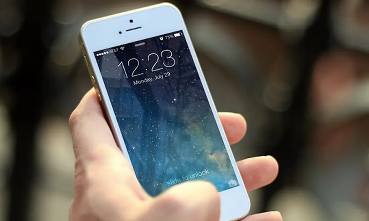 6 Cara Merestart HP Android dan iPhone, Ikuti Langkah-Langkahnya!