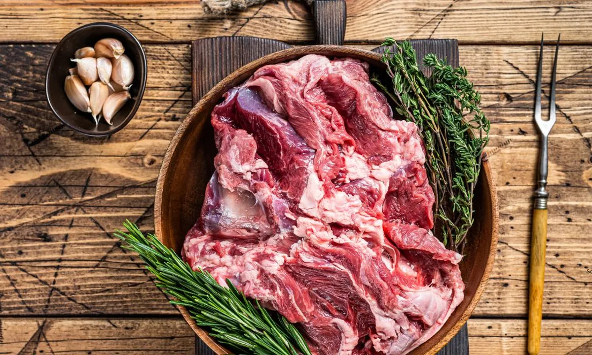 Cara Mudah Merebus Daging Kambing Empuk dan Bebas Bau Prengus Hanya dalam 20 Menit