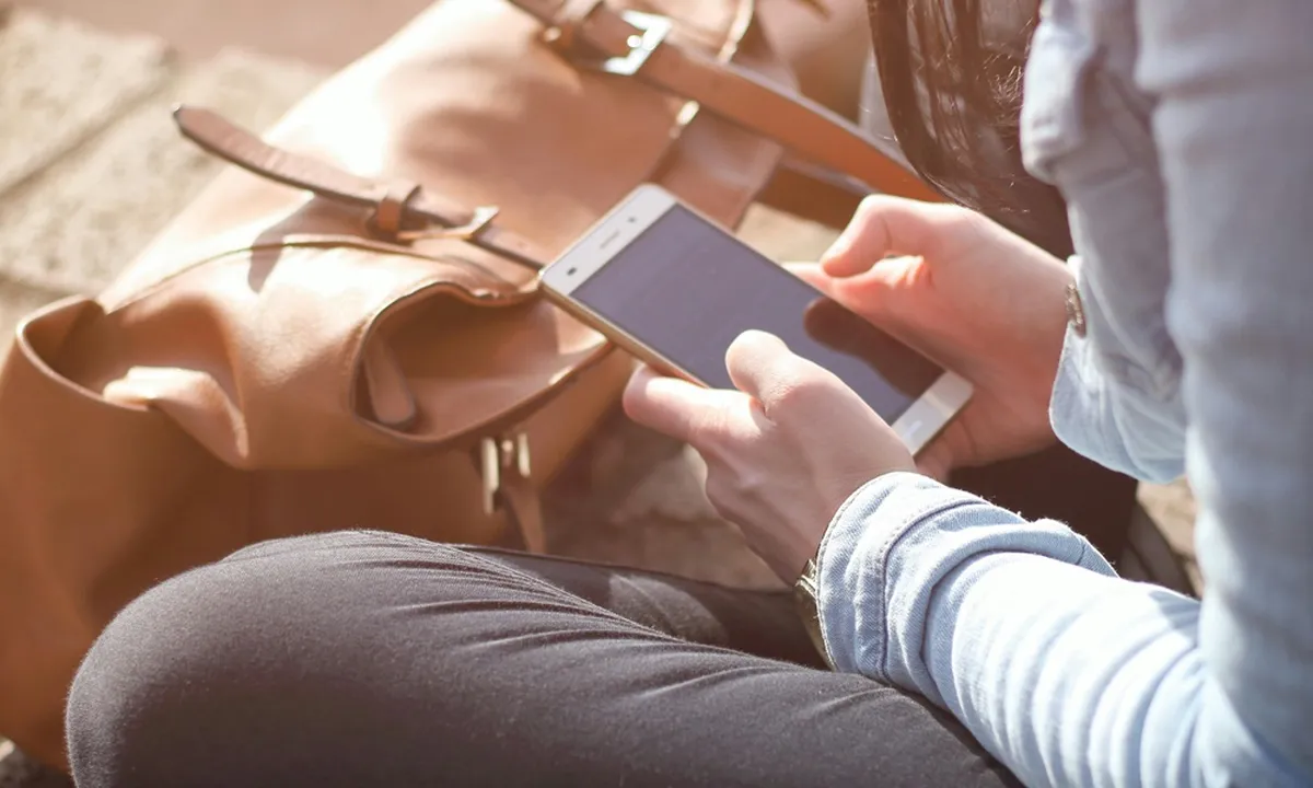 Cara Save Video TikTok Tanpa Post: Panduan Lengkap