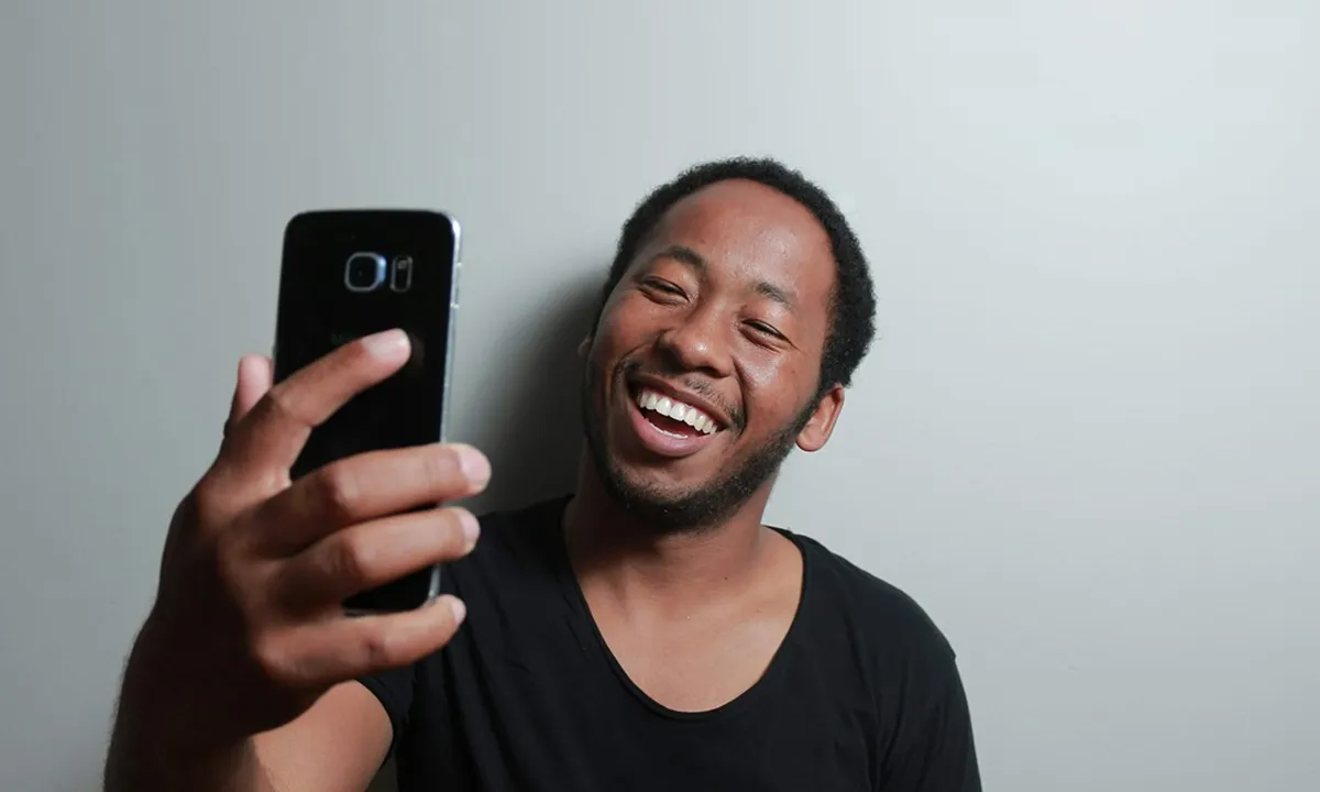 Cara Setting Kamera Video Call WhatsApp Agar Hasil Maksimal