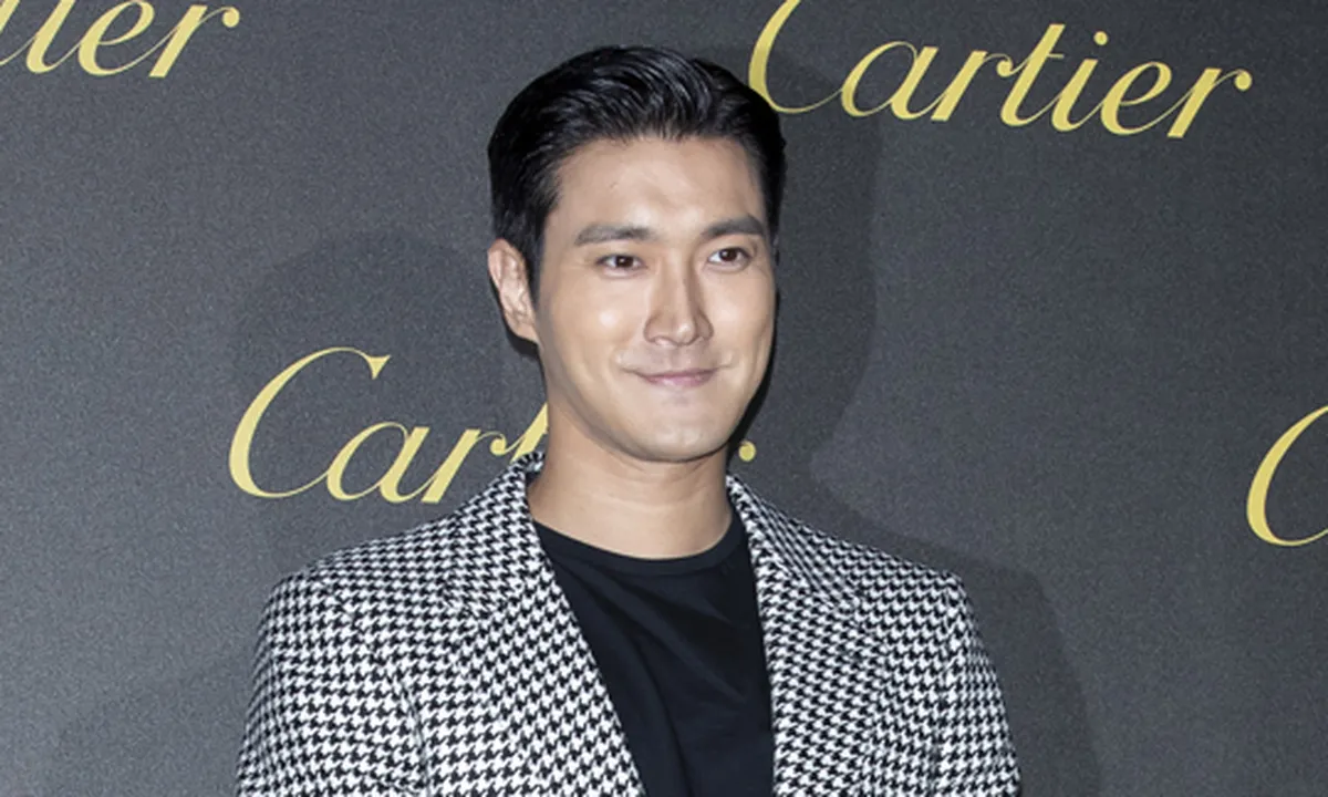 Choi Siwon Posting Foto Instagram dengan Caption Bahasa Indonesia, Ada Apa?