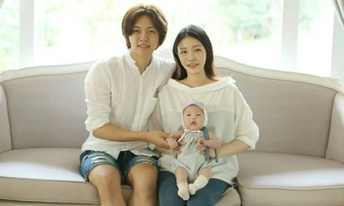 Curhatan Mantan Istri Dongho Kembali Dibahas, Beratnya Jadi Single Mother