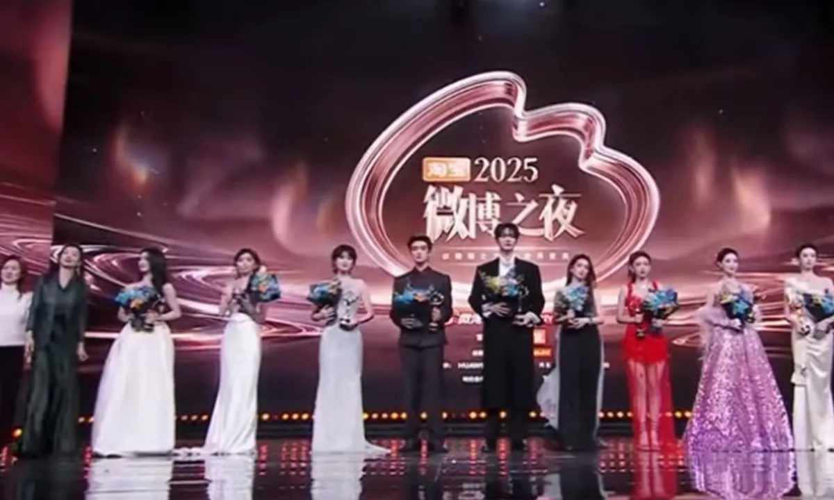 Daftar Pemenang Weibo Night 2025, Ada Song Weilong - Jackson Wang