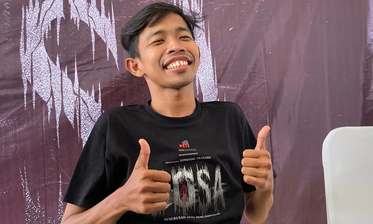 Dede Sunandar Banting Setir Jadi Pelayan Restoran: Tabungan Berkurang Terus