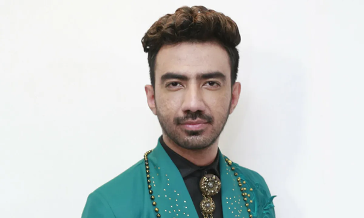 Terkenal Dengan Suara Merdunya, Mau Tahu Foto Reza Zakarya Waktu Masih Kecil?
