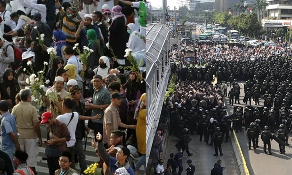 Deretan Foto-Foto Aksi Demo di Bawaslu, Ada Bagi-Bagi Bunga