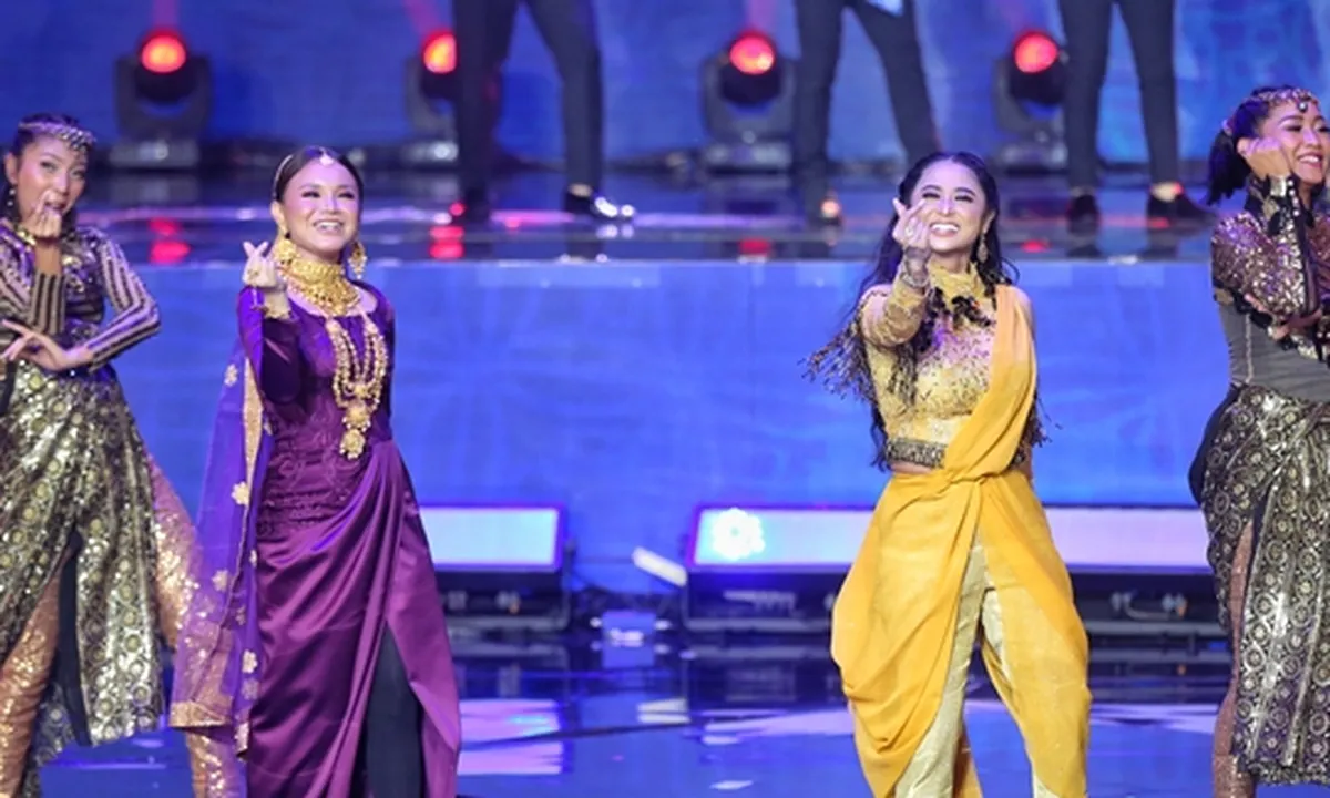 Dewi Perssik Ungkap Perasaannya Bisa Nyanyi Bareng Rossa: Seru Duet Sama Diva Ini