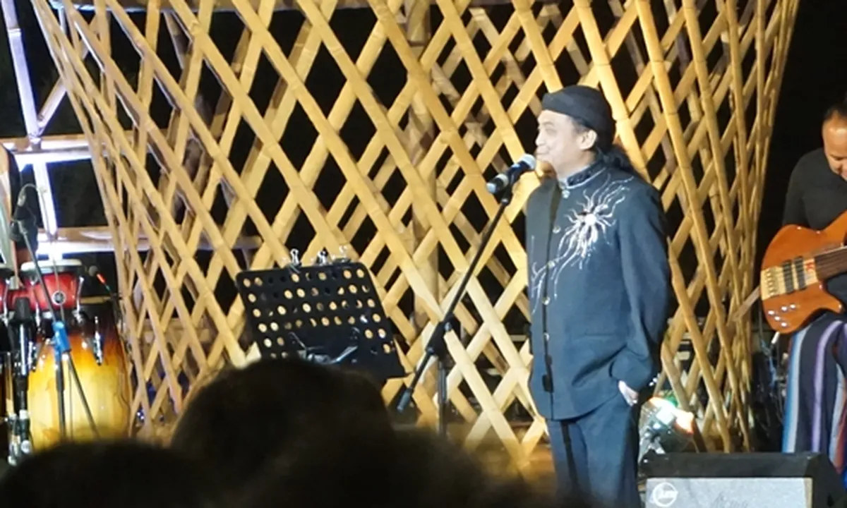 Didi Kempot Ambyarkan Hati Penonton Jazz Gunung 2019