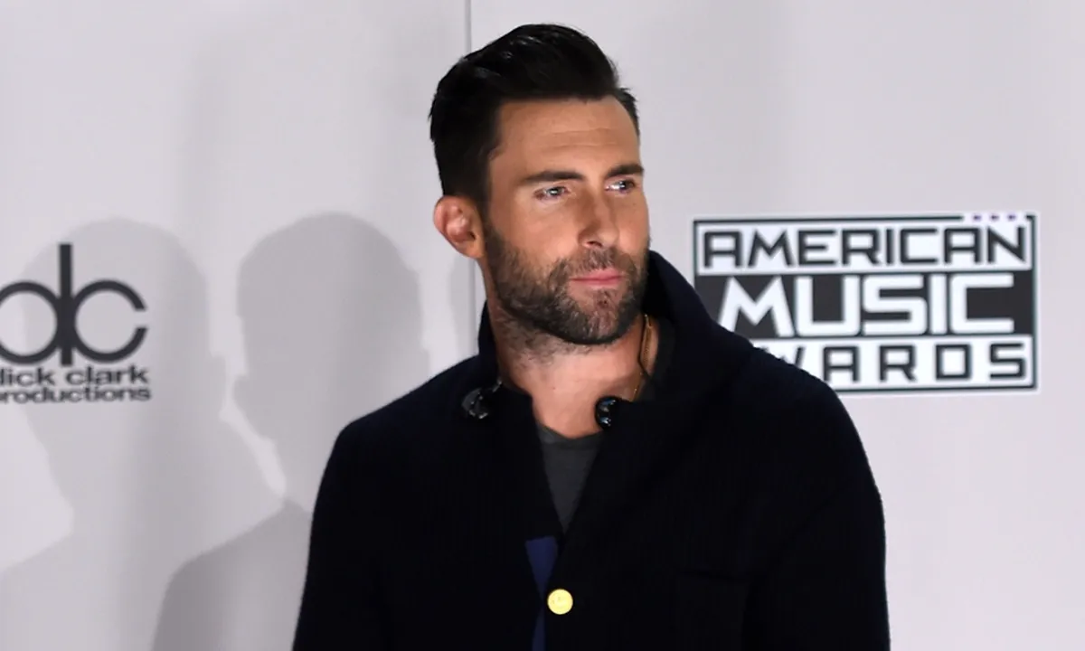 Dikabarkan Bakal Isi Superbowl Halftime 2018, Maroon 5 Tetap Bungkam