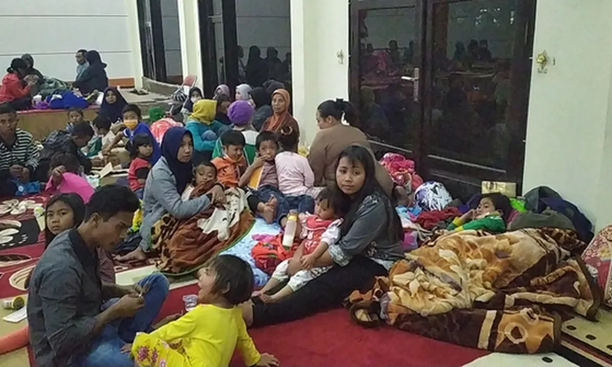 Dilanda Angin Puting Beliung, Ribuan Warga Kaki Gunung Arjuno Diungsikan