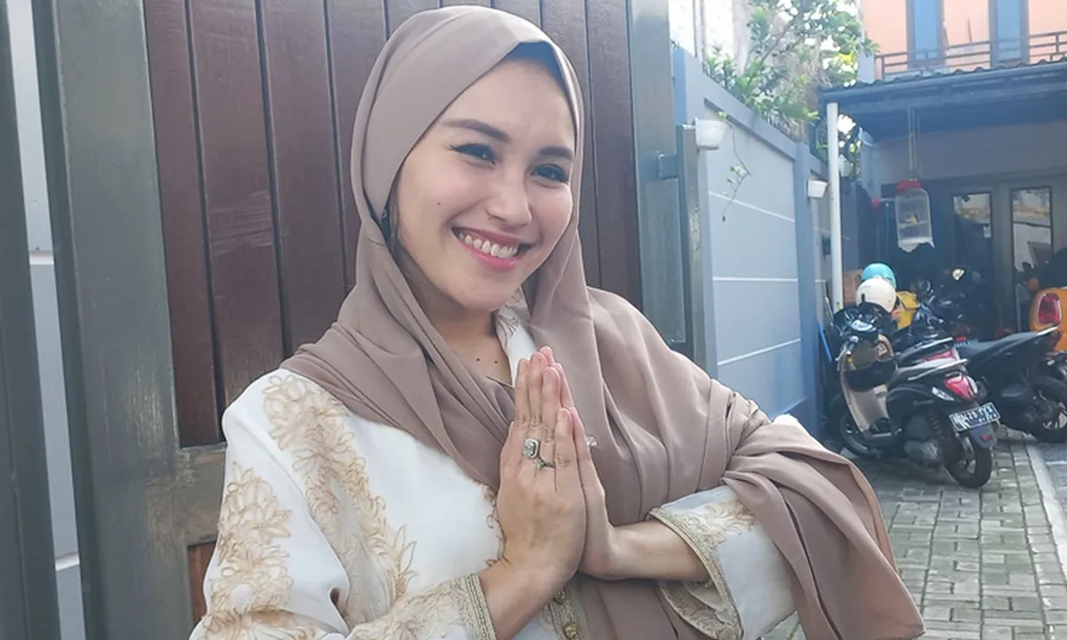 Ayu Ting Ting Ditanya Mana Jodohnya Saat Kumpul Lebaran Bareng Keluarga