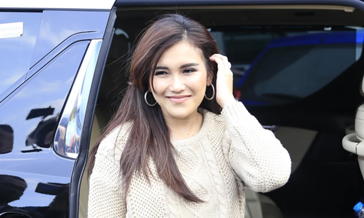 Ditanya Netizen Tips Jadi Pelakor, Ayu Ting Ting Beri Jawaban Menohok
