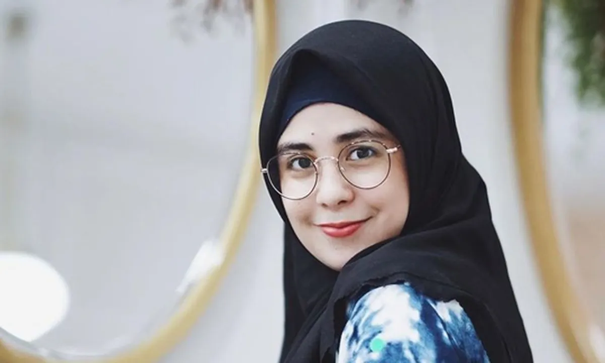 Ditanya Soal Suami, Risty Tagor: Bahas yang Lain Aja