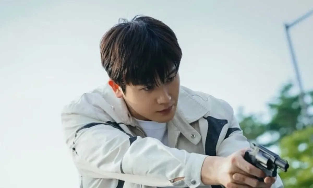 16 Drakor Seru dengan Park Hyung Sik: dari Pengacara Keren hingga Polisi yang Hadapi Zombie