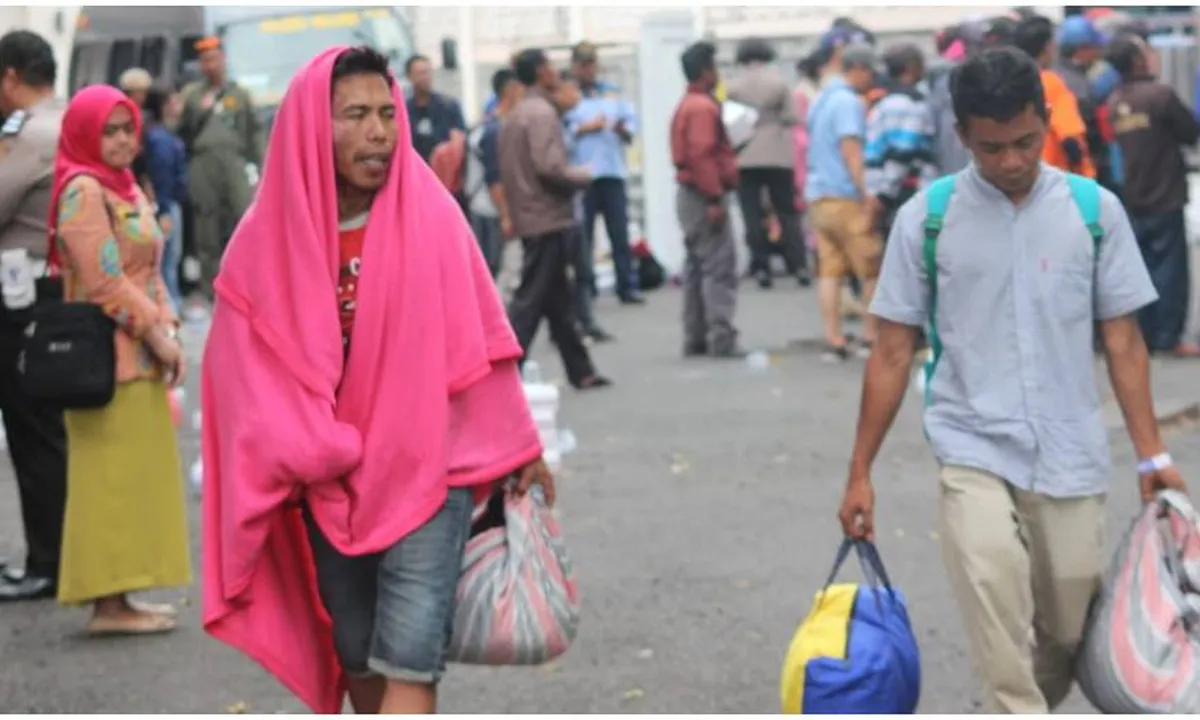 Dramatis, Tangan dan Wajah Abdullah Terbakar Sembunyi di Platfom Saat Rumah Dibakar
