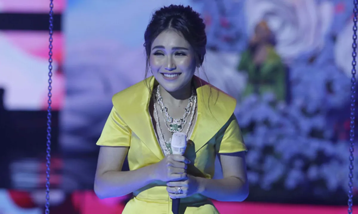 Dua Bulan Jelang Konser Perdananya, Ayu Ting Ting Deg-Degan
