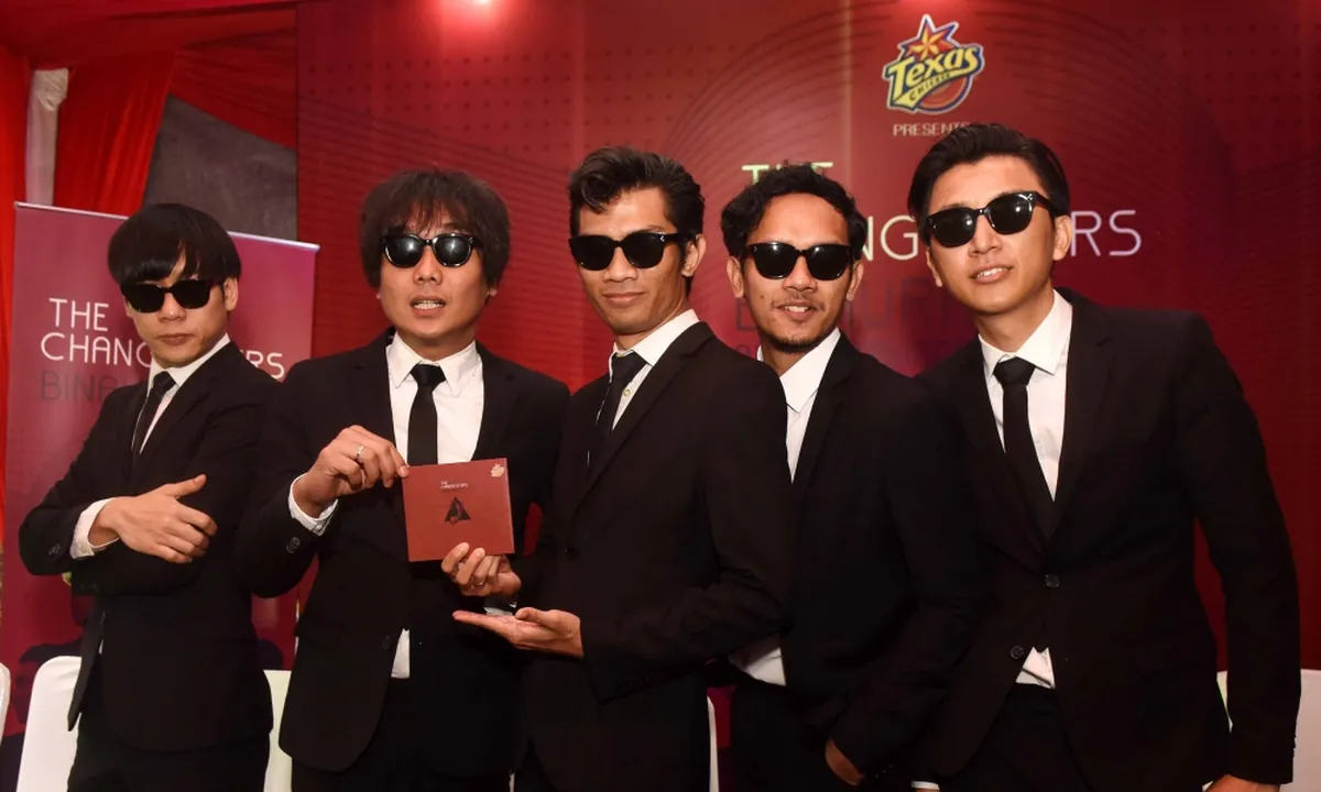 Dua Dekade Berkarya, The Changcuters Selalu Kompak dengan Kostum Seragam